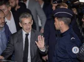 antrag gescheitert : ex-präsident sarkozy droht das erneute tragen einer fußfessel
