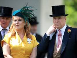 zur ausgestoßenen geworden: sarah ferguson kämpft um buchdeal