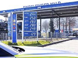 zeitweise über 100-dollar-marke: Ölpreis wegen nahost-krieg so hoch wie zuletzt 2022