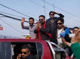 wahl im himalaya: nepals letzte hoffnung: ein hiphop-star