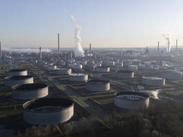 iran-konflikt: was bedeutet der hohe Ölpreis für wirtschaft und verbraucher?