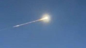 meteoritenteile bei hamburg abgestürzt? polizei warnt vor möglichem kontakt