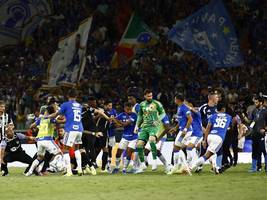 fußball: massenschlägerei mit hulk