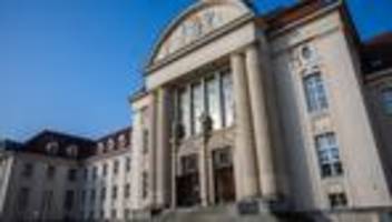 Beleidigung von Soldaten?: Freispruch nach Plakat-Aktion gegen Veteranentag