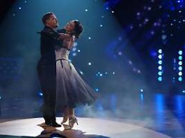 Die Kilos purzeln: Gustav Schäfer tanzt sich bei Let's Dance schlank