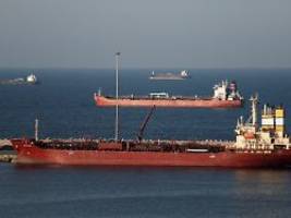 Nicht ein Liter Öl: Revolutionsgarde will Exporte durch Meerenge bis Kriegsende verhindern