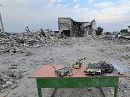 wer tötete mehr als 165 kinder?: iran präsentiert us-raketenfragmente neben getroffener mädchenschule