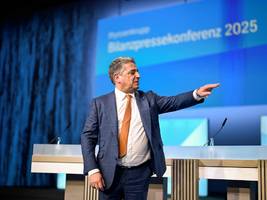 stahlindustrie: thyssenkrupp-chef greift bundesregierung an – und verteidigt die eu