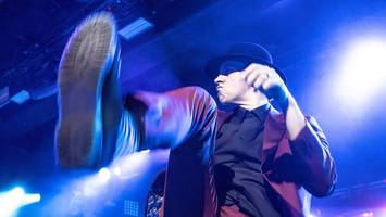 Nicht cool, aber genau das, was das mit der Band gealterte Publikum will