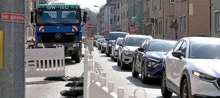 Deshalb staut sich rund um die Rosenaustraße der Verkehr