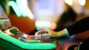 glücksspiel: männer bleiben anfälliger für glücksspielsucht als frauen