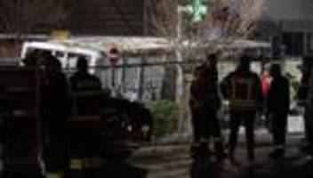 tödlicher busbrand in der schweiz: ermittler sehen nach busbrand derzeit keine hinweise auf terrorismus