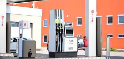 spritpreise in deutschland: »die hohen preise entstehen nicht erst an der tankstelle«