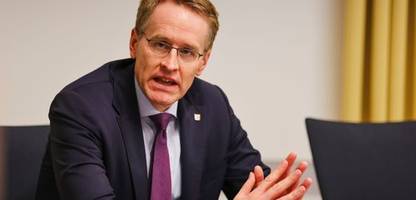 Social Media: Daniel Günther sieht Deutschland ohne Social-Media-Verbot vor dem »Abgrund«