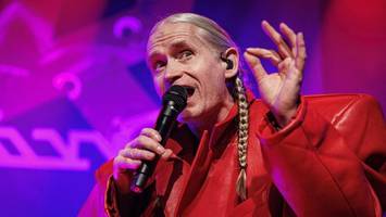 romano im knust: ist dieser rapper total nett oder ganz schön gefährlich?