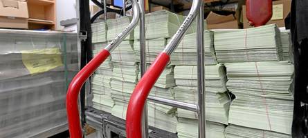 Stichwahl in Augsburg: Für die Briefwahl geht die Post ab