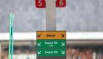 Wirtschaftsstandort: Krieg in Nahost belastet Firmen und Pendler