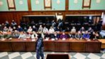 Crocus City Hall: Vier Männer nach Anschlag in Moskau zu lebenslanger Haft verurteilt