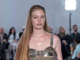 leben ist keine telenovela: elon musks tochter berichtet von atmosphäre der kälte und unbeholfenheit