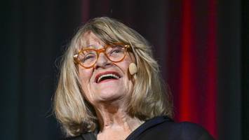 „Die jungen Frauen verblöden total“ – Alice Schwarzer bei „Maischberger“