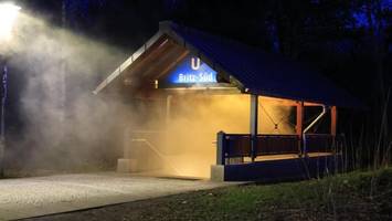 britz-süd: brand an zug der u7 – berliner feuerwehr räumt drei bahnhöfe