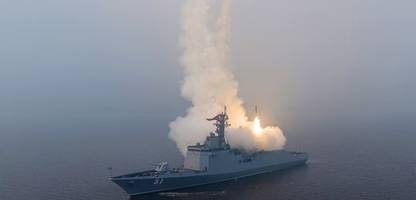 nordkorea: kim jong un testet neuen 5000-tonnen-zerstörer