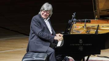 Jubiläumskonzert mit Boogie-Woogie-Pianisten Axel Zwingenberger