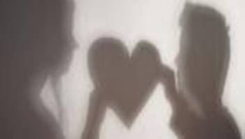 Liebesbeweis: 15-Jähriger fährt Freundin mit gestohlenem Bus zur Schule