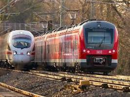 Unpünktlichkeit ein Problem: Konzernkreise: Fernverkehr brockt Bahn einen Milliardenverlust ein