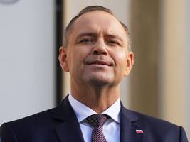 verteidigungspolitik: polens präsident lehnt 43,7 milliarden euro aus brüssel ab