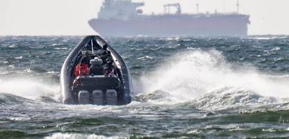 ostsee: schwedische behörden nehmen kapitän eines verdächtigen tankers fest