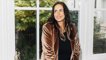 scheidungs-irrsinn: „ich will die brüste zurück, die ich dir bezahlt habe!“