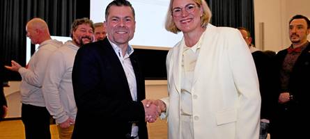 jetzt live hier ansehen: das duell zur stichwahl in augsburg zwischen weber und freund