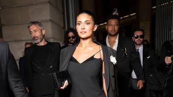 Heißes Shooting für Modemagazin: Kylie Jenner posiert nur in Dessous