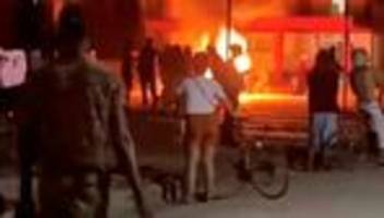 Kuba: Demonstranten verwüsten Büro von kommunistischer Partei