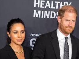 Verhältnis zur Königsfamilie: Harry und Meghan wittern Verschwörung bei neuem Enthüllungsbuch