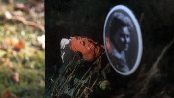 Es gibt Tode, die uns lehren, wie das Leben weitergeht