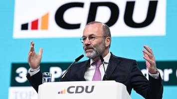 Interne Chats belegen Kooperation von Webers EVP mit Rechten