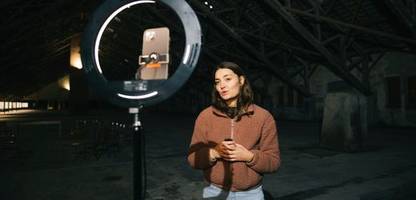 kz-gedenkstätte neuengamme auf tiktok: die zukunft der erinnerung