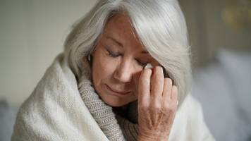 er wurde mir genommen: mama verlangt 58 jahre nach zwangsadoption eine entschuldigung