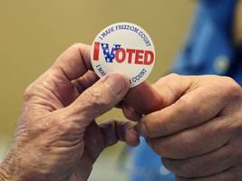 demokratie in den usa: wie donald trump versucht, die wahlen zu beeinflussen