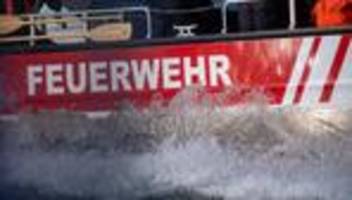 Vermisster tot gefunden: Nach stundenlanger Suche: 23-Jähriger tot aus Fluss geborgen