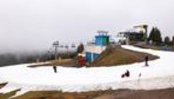 Winterfreizeit: Noch einmal die Skipiste runter: Endspurt in Oberhof