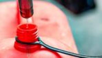 benzinpreis: bundesregierung will kartellrecht wegen hoher spritpreise verschärfen