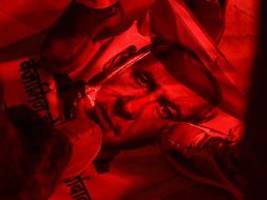 drohung der revolutionsgarden : netanjahu macht sich über seinen angeblichen tod lustig