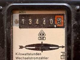 abzocke der stromanbieter: drei viertel der deutschen hätten sofort mehr geld in der tasche