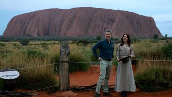 Als Königin Mary vor Australiens Heiligtum steht, fällt ihr nur ein Wort ein