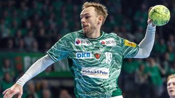 Füchse bleiben auf Kurs: Mit einem Kantersieg zurück auf Platz zwei