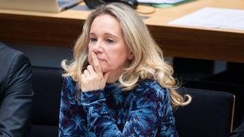 fördergeldaffäre um wedl-wilson: staatsanwaltschaft prüft verdacht auf straftat