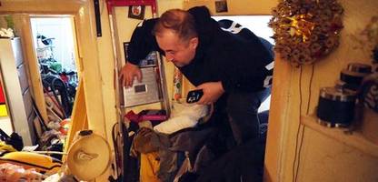 Messie-Wohnungen in Berlin: Was vom Leben übrig bleibt - SPIEGEL TV